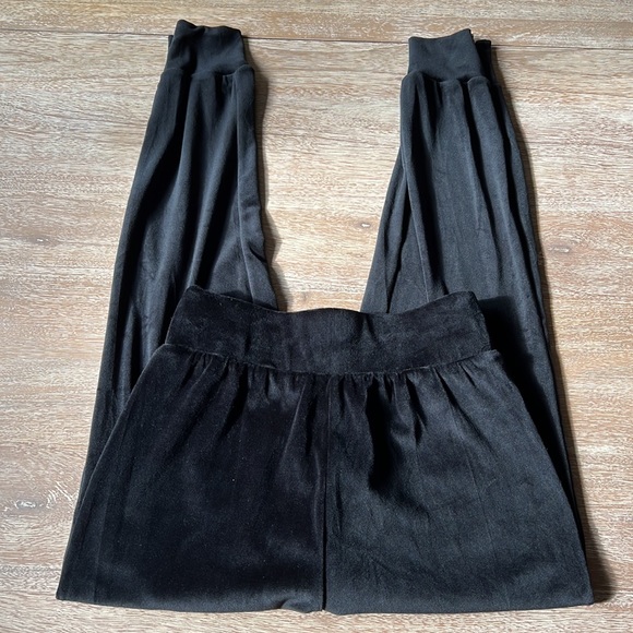L’AGENCE Velvet Black Jogger Size XS - Picture 4 of 11